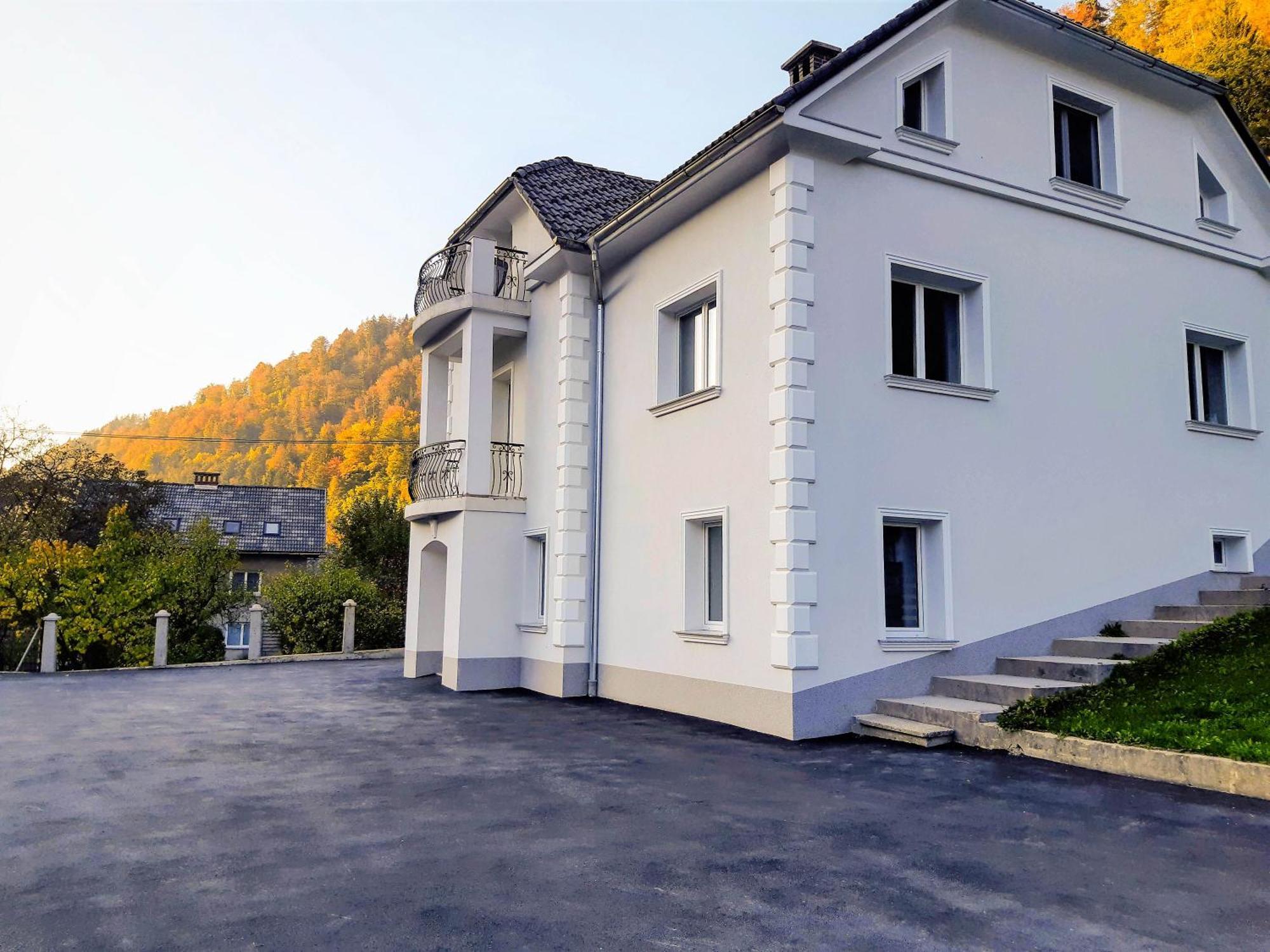 Villa Hillside Apartment Jesenice Luaran gambar